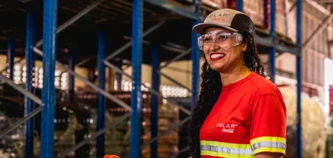 SOLAR COCA-COLA ABRE 370 VAGAS NA BAHIA