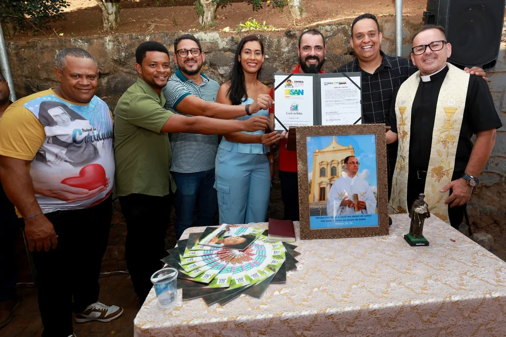 COMBATE À FOME:  GOVERNO INAUGURA COZINHA COMUNITÁRIA NO SUL DA BAHIA