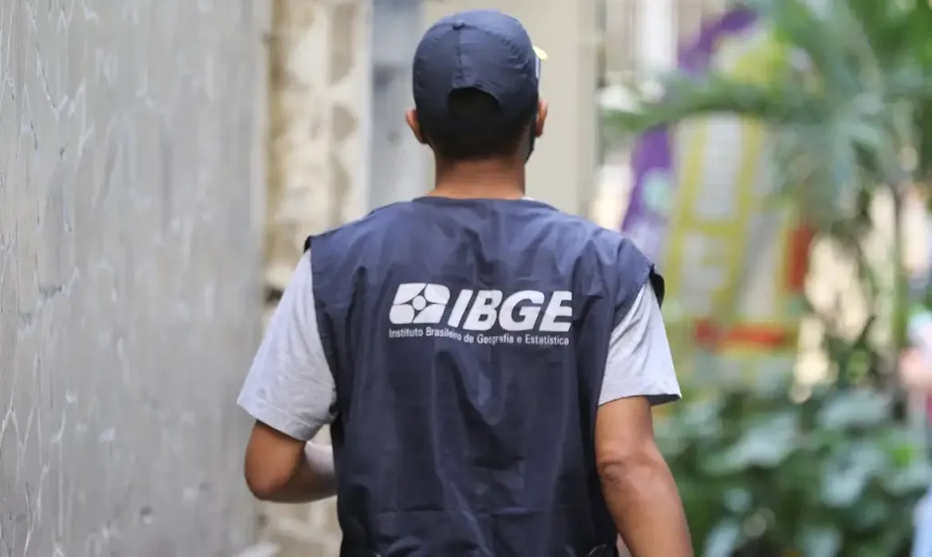 IBGE ANUNCIA CONCURSO COM 325 VAGAS PARA NÍVEIS MÉDIO E SUPERIOR