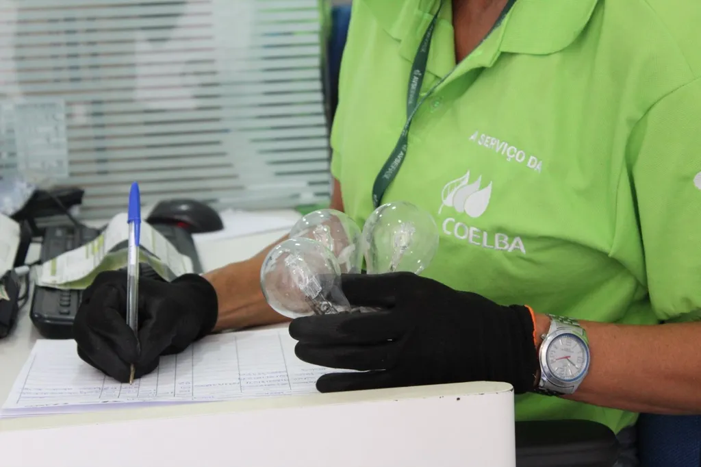 NEOENERGIA COELBA PROMOVE MUTIRÃO DE SERVIÇOS GRATUITOS NA RMS