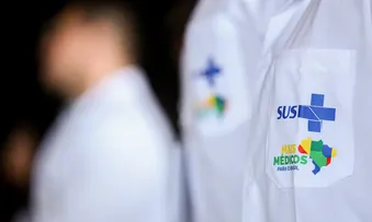 MAIS MÉDICOS ESPECIALISTAS ABRE NOVA SELEÇÃO COM BOLSAS DE ATÉ R$ 20 MIL