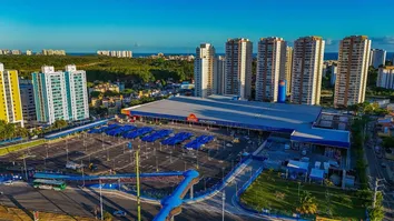 MERCADO É ACIONADO POR ALVARÁS VENCIDOS, ALIMENTOS MOFADOS E IRREGULARIDADES EM SALVADOR