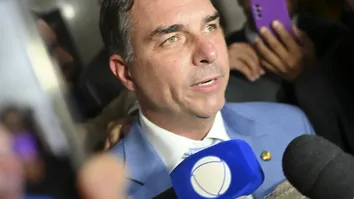 FLÁVIO DESISTE DE ANULAÇÃO DA ELEIÇÃO E ENTRARÁ COM AÇÃO CONTRA LULA, AFIRMA JORNAL