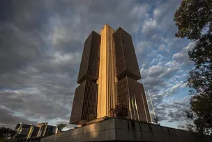 ATAQUES CIBERNÉTICOS A BANCOS BATEM RECORDE NO BRASIL EM 2026; DIZ BC