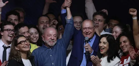 ALCKMIN DIZ QUE LULA SALVOU A DEMOCRACIA PELA SEGUNDA VEZ APÓS VITÓRIA NAS URNAS