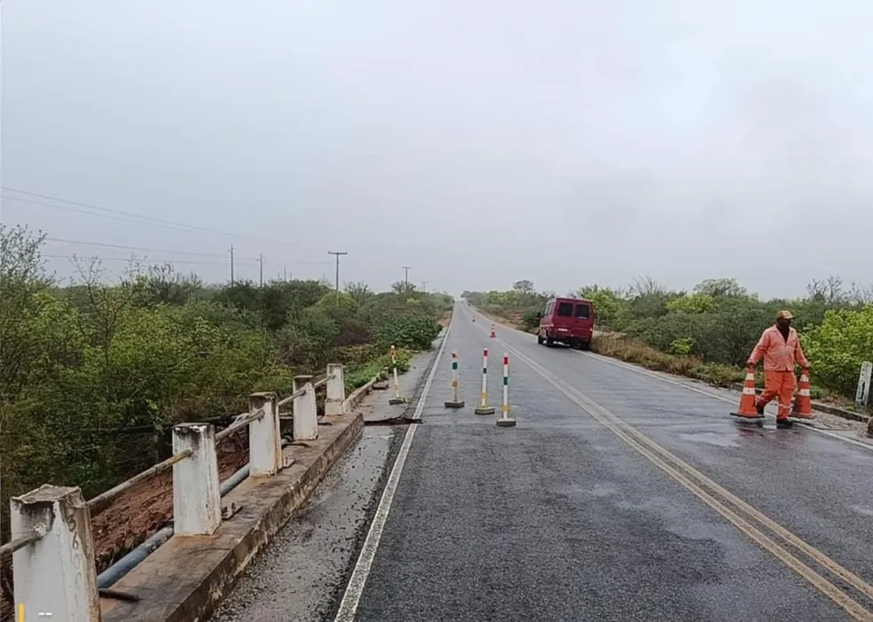 CHUVAS DEIXAM 11 CIDADES DA BAHIA EM SITUAÇÃO DE EMERGÊNCIA