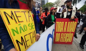 META É OBRIGADA A EXCLUIR POSTS SOBRE DEMISSÃO POR VOTO POLÍTICO