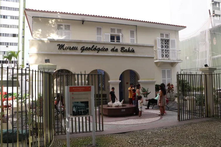 FERIADO DE FINADOS: CONFIRA OS HORÁRIOS DOS EQUIPAMENTOS ADMINISTRADOS PELA SDE