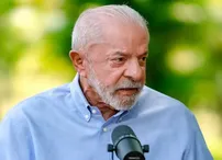 LULA ANUNCIA PEC PARA GARANTIR TRANSPORTE GRATUITO NOS FINS DE SEMANA