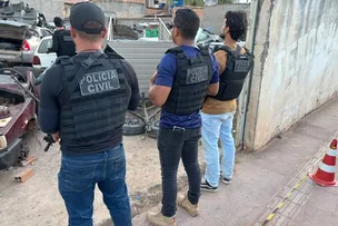 QUATRO PESSOAS SÃO PRESAS EM DESMANCHE CLANDESTINO NA BAHIA