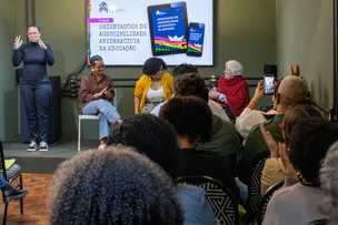 PROJETO LANÇA E-BOOK SOBRE EDUCAÇÃO ANTIRRACISTA E ANTICAPACITISTA