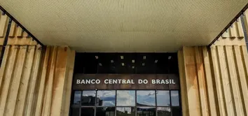 BOLETIM FOCUS: MERCADO REDUZ PROJEÇÃO DO PIB DE 2026 E VÊ DÓLAR MAIS BAIXO