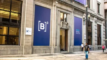 BOLSA PERDE MAIS DE R$ 730 BILHÕES EM UM DIA, E AI É HORA DE COMPRAR AÇÕES; VEJA ANÁLISE