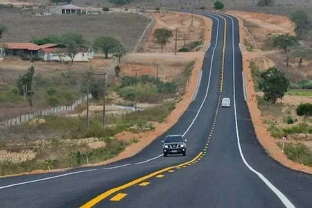 MINISTÉRIO DOS TRANSPORTES ANUNCIA O LEILÃO DA BR 101, QUE LIGA FEIRA DE SANTANA A DIVISA DO ESPÍRITO SANTO