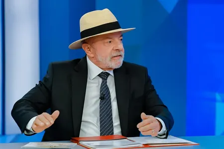 LULA NO JN: PRESIDENTE DEFENDE REDUÇÃO DA MAIOR IDADE PENAL E FALA DE VORCARO; VEJA