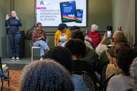 PROJETO LANÇA E-BOOK SOBRE EDUCAÇÃO ANTIRRACISTA E ANTICAPACITISTA