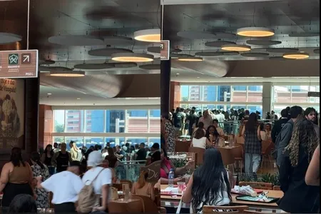 EXPLOSÃO EM RESTAURANTE DEIXA DOIS FERIDOS NO SALVADOR SHOPPING