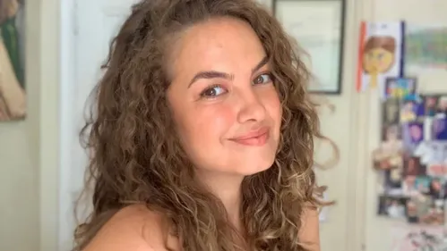 ATRIZ DE REBELDE É VELADA NESTA SEGUNDA (19) NO RIO DE JANEIRO