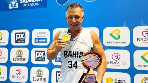 RUBENS DORIA RECEBE MEDALHA THOMÉ DE SOUZA