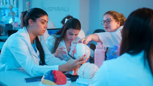 UNIVERSIDADE  INTEGRA ACORDO PARA FORTALECER A EDUCAÇÃO MÉDICA