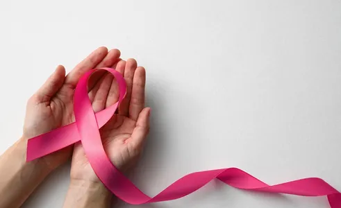 UNIME PROMOVE AÇÃO GRATUITA DE OUTUBRO ROSA