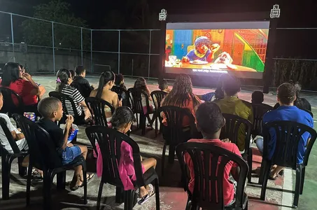 PROJETO MAIS COMUNIDADE DA BRACELL LEVA CINEMA GRATUITO À ZONA RURAL DE MATA DE SÃO JOÃO