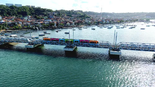 VLT JÁ TRANSPORTOU MAIS DE 300 MIL PASSEIROS EM 3 MESES DE OPERAÇÃO