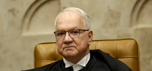FACHIN DIZ QUE ELEITO TERÁ DESAFIOS E ‘DEVERES CONSTITUCIONAIS’ PELA FRENTE