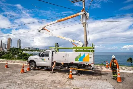 ENERGIA É RESTABELECIDA EM SALVADOR E REGIÃO METROPOLITANA