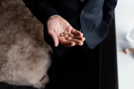 88% DOS HOMENS BRASILEIROS EM RELACIONAMENTOS DESEJAM SE CASAR, REVELA PESQUISA