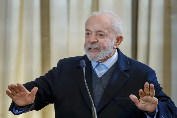 A VITÓRIA DE LULA E AS LIÇÕES DA DEMOCRACIA PARA A ESQUERDA E PARA A DIREITA