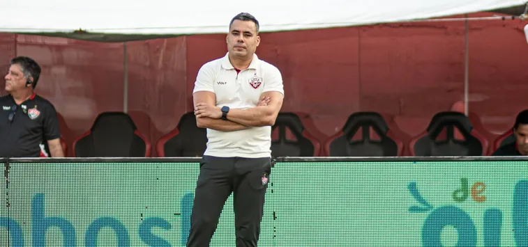 JAIR VENTURA VÊ DOMÍNIO DO VITÓRIA APÓS EMPATE