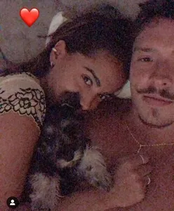 ANITTA É CLICADA DEITADA AO LADO DO NOVO AFFAIR