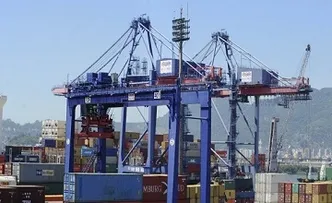 BALANÇA COMERCIAL BRASILEIRA TEM SALDO RECORDE DE US$ 12 BILHÕES NO 1° BIMESTRE; ALTA É DE 146%