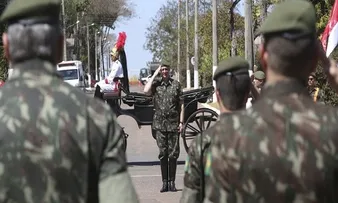 MAIS DE 1800 MILITARES SE RECUSARAM A SE VACINAR