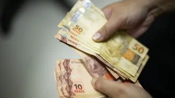 SALÁRIO MÍNIMO PODE CRESCER EM 2023 MENOS DO QUE O PREVISTO, APONTA ECONOMIA