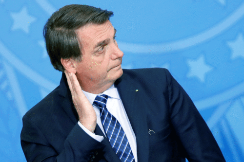 DELEGADO WALDIR ACUSA BOLSONARO DE COMPRAR VOTOS