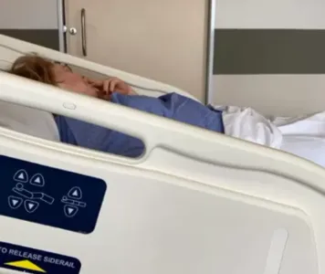 SONIA ABRÃO RELATA QUE MÃE PASSARÁ POR NOVA CIRURGIA