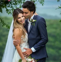 STHEFANY BRITO ANUNCIA GRAVIDEZ APÓS REATAR CASAMENTO