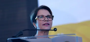 TEREZA CRISTINA AFIRMA QUE AINDA HÁ POSSIBILIDADE DE COMPOR CHAPA COM FLÁVIO BOLSONARO
