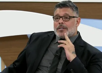 ALEXANDRE FROTA REGISTRA BOLETIM DE OCORRÊNCIA