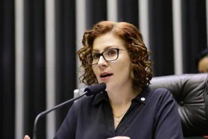 STF PLANEJA DERRUBAR DECISÃO DA CÂMARA FAVORÁVEL A ZAMBELLI EM NOVO EMBATE ENTRE PODERES