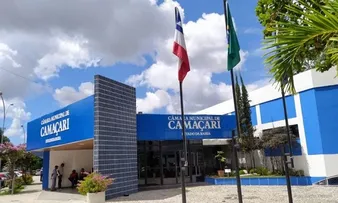 VEREADORES DE CAMAÇARI PODEM TER SALÁRIOS REDUZIDOS