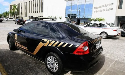 POLÍCIA E MINISTÉRIO PÚBLICO DO RJ FAZEM OPERAÇÃO CONTRA ESCRITÓRIO DO CRIME