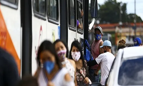 NENHUM ESTADO DO BRASIL MOSTRA SINAIS DE REDUÇÃO DA TRANSMISSÃO DE COVID-19, APONTA FIOCRUZ