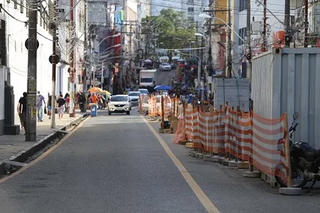 REQUALIFICAÇÃO DA AV. JOANA ANGÉLICA DEVE SER CONCLUÍDA EM NOVEMBRO