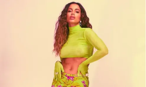 ANITTA DESABAFA SOBRE FALTA DE PRIVACIDADE EM CASA