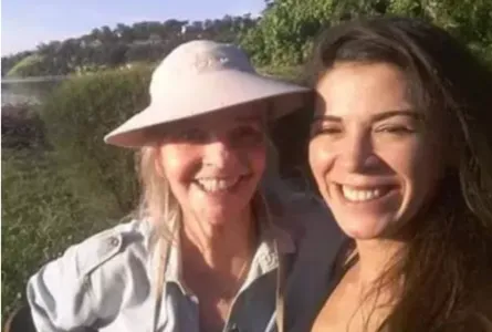 ANGELA RO RO CAUSA AO AFIRMAR QUE EX PEGOU COVID POR CAUSA DE SEXO