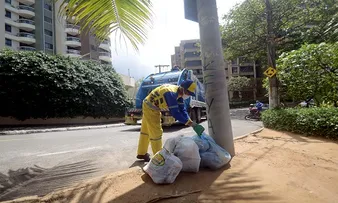 GARIS ENCERRAM GREVE E SERVIÇOS DE LIMPEZA SÃO NORMALIZADOS EM SALVADOR