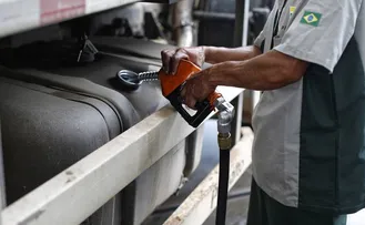 RELATOR REJEITA PROPOSTA PARA REDUZIR TRIBUTOS NO DIESEL E GLP